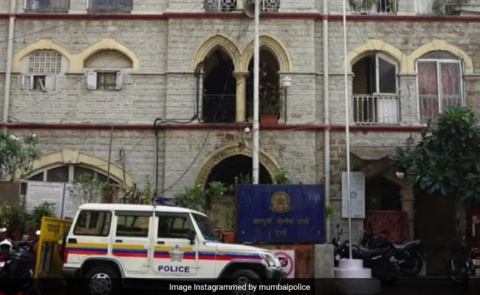 Man Kills Girlfriend Over Suspicion Of Affair At Hotel Near Mumbai