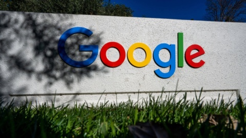 Google Faces $7 Billion US Patent Infringement Trial Over AI Technology