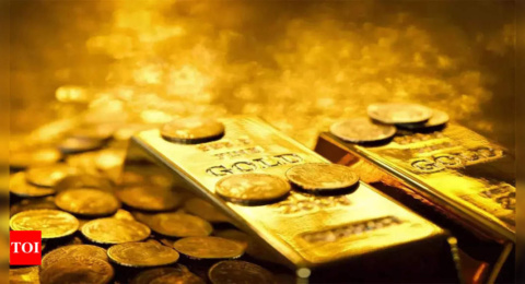 Gold hits new high on weak US eco data, rate cut hopes