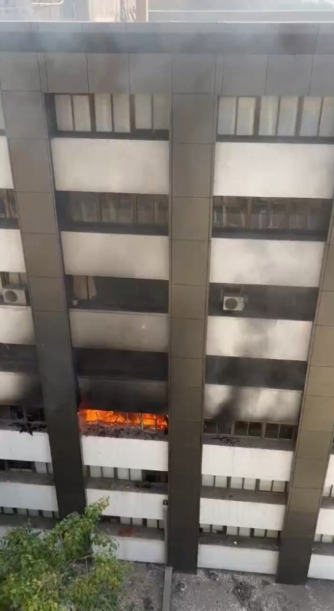 Fire At Building In Mumbai’s Bandra-Kurla Complex, None Hurt